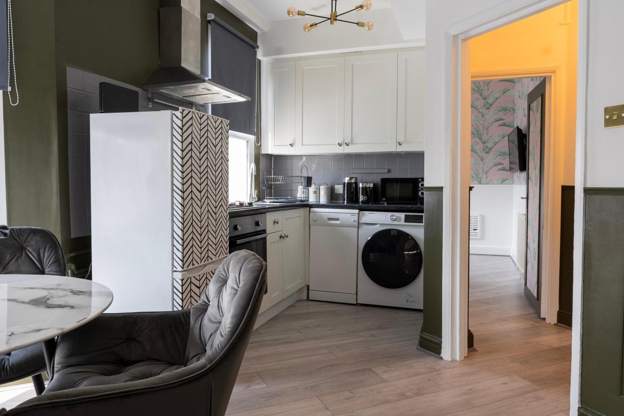 5C- Stylish Urban Retreat - Spacious 2 Bed Flat Londres Exterior foto