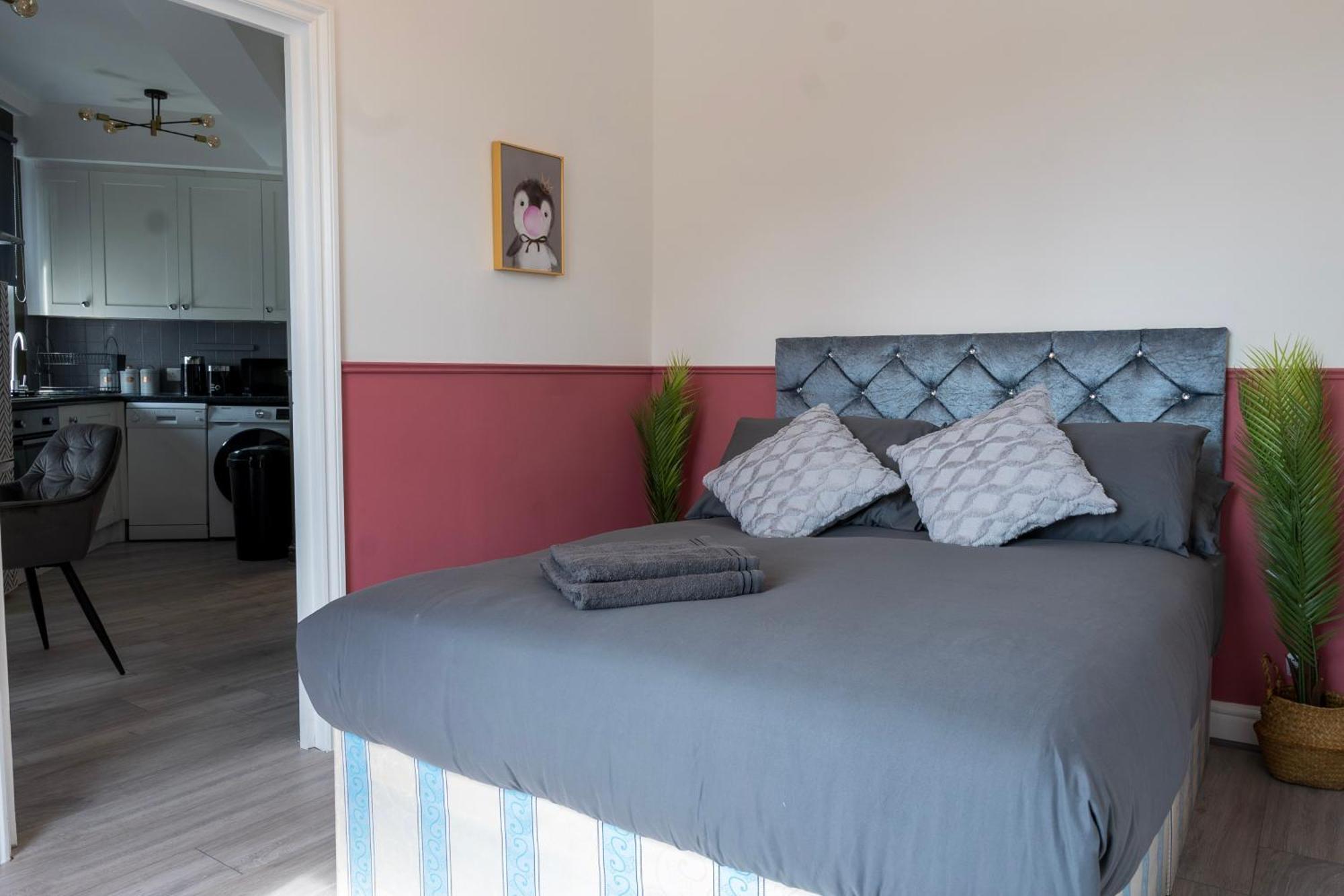 5C- Stylish Urban Retreat - Spacious 2 Bed Flat Londres Exterior foto