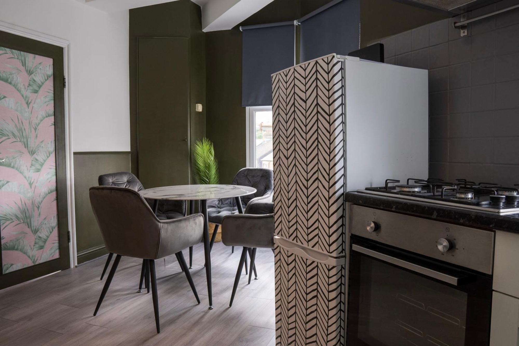 5C- Stylish Urban Retreat - Spacious 2 Bed Flat Londres Exterior foto